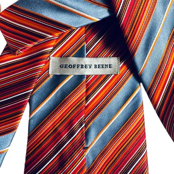 Geoffrey Beene 100% Silk Tie - Picture 5 of 12